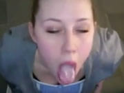 Girlfriend deepthroat oral sex